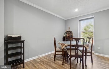 1679 Fieldthorn Dr in Reston, VA - Building Photo - Building Photo