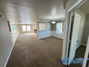 404 Jasmine Dr in Madison, AL - Building Photo - Building Photo