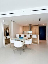 9901 E Bay Harbor Dr in Bay Harbor Islands, FL - Building Photo - Building Photo