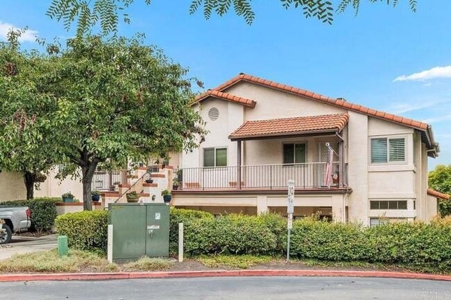 property at 2812 Chatsworth Way