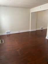 321 Carroll St in Reading, PA - Building Photo - Building Photo