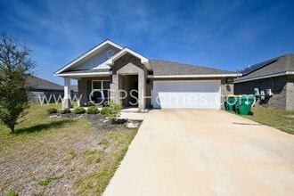 2836 Patriot Ridge Dr in Crestview, FL - Building Photo - Building Photo