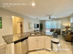 5298 Wildwood Wy in Davenport, FL - Building Photo - Building Photo