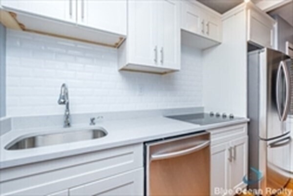 4 Wigglesworth St, Unit 3 in Boston, MA - Building Photo