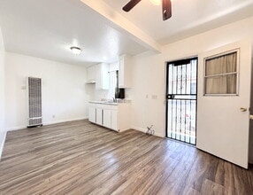 950 Clela Ave in East Los Angeles, CA - Building Photo - Building Photo