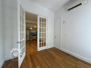 1002 Bushwick Ave, Unit 1E in Brooklyn, NY - Foto de edificio - Building Photo