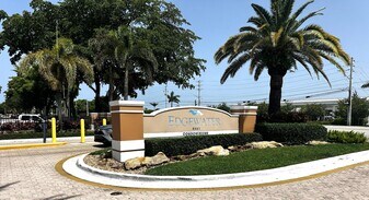 8955 Wiles Rd in Coral Springs, FL - Building Photo