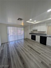 4459 Anatone Dr in Las Vegas, NV - Building Photo - Building Photo