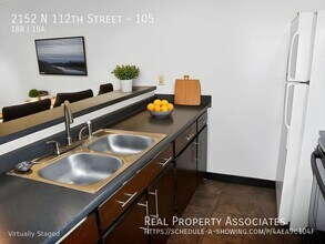 2152 N 112th St in Seattle, WA - Building Photo - Building Photo