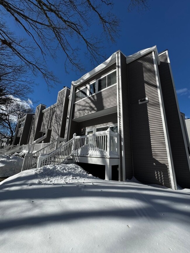 property at 255 North Rd