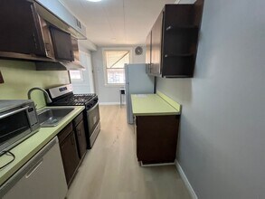 6323 Crafton St in Philadelphia, PA - Building Photo - Building Photo