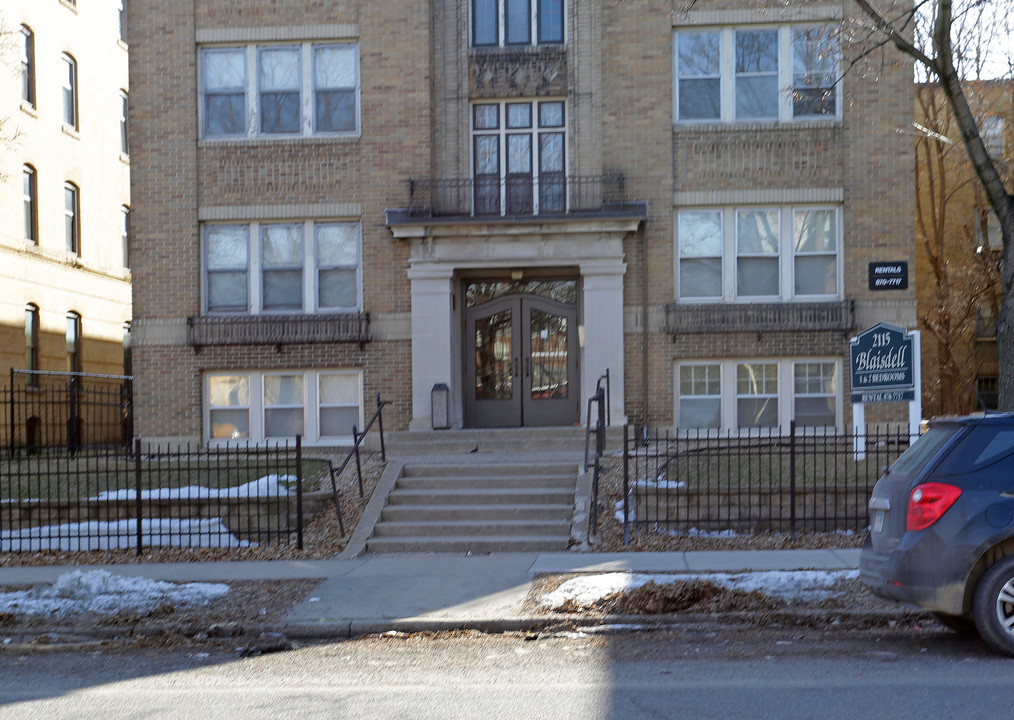 Taylor Apartments in Minneapolis, MN - Building Photo