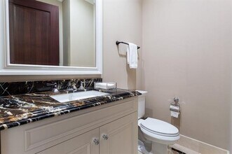 2525 N Pearl St in Dallas, TX - Building Photo - Building Photo