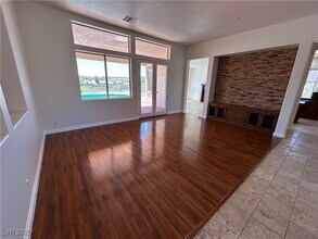 2997 Vía Meridiana in Henderson, NV - Building Photo - Building Photo