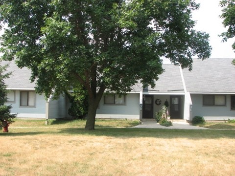 Sunrise Estates in Jackson, MN - Building Photo