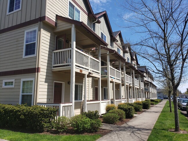 2535 NW Taylor in Corvallis, OR - Foto de edificio - Building Photo