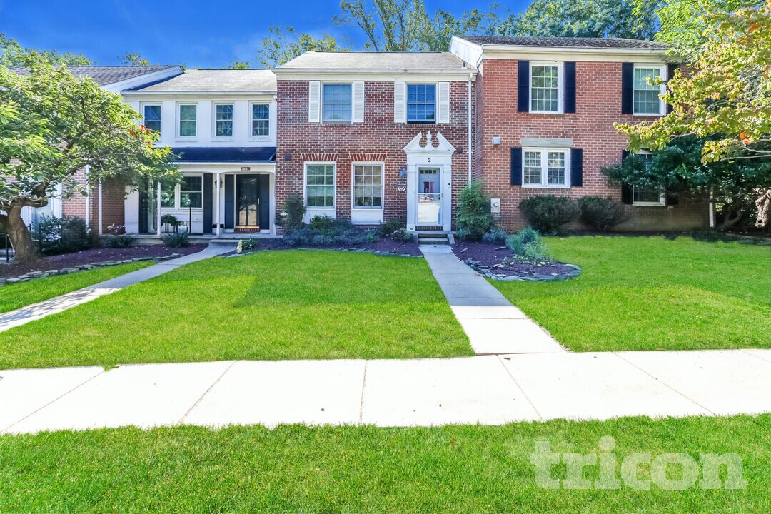 3 Tullycross Ct in Timonium, MD - Building Photo