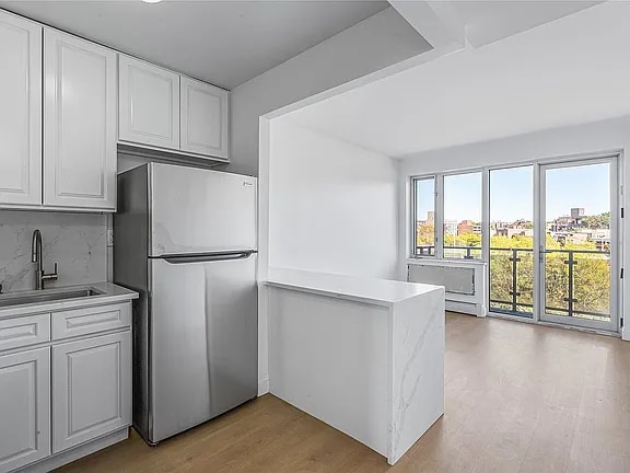 136-21 Latimer Pl in Queens, NY - Building Photo - Building Photo