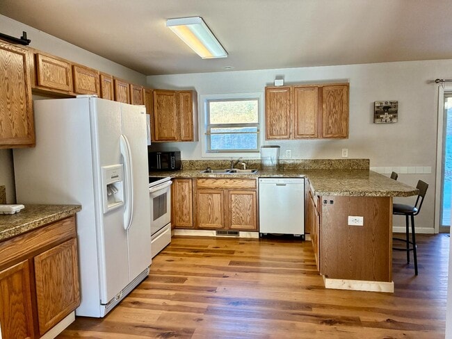 1009 Forrest Dr in Granby, CO - Building Photo - Building Photo