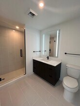 34 NW 26th St, Unit A5 in Miami, FL - Building Photo - Building Photo