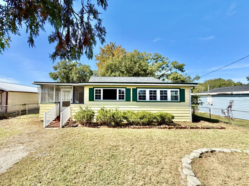 5506 Staley Dr in Tampa, FL - Building Photo