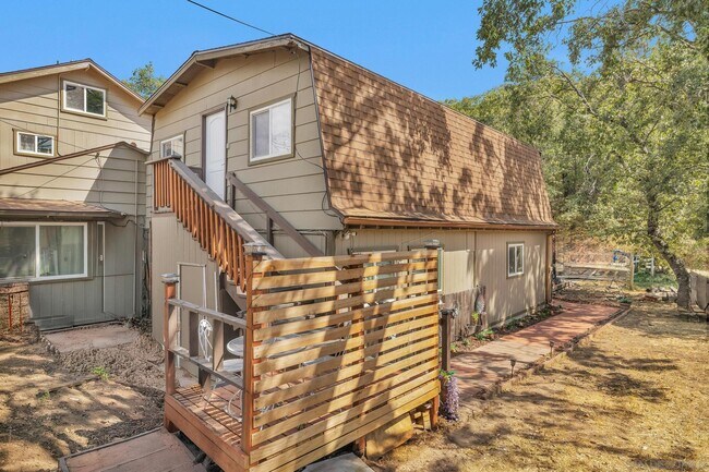 property at 920 Chapin Dr