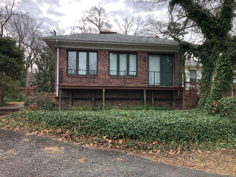 11500 Elmwood Ln in Chester, VA - Foto de edificio