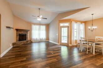 409 Trillium Creek Ct in Travelers Rest, SC - Building Photo - Building Photo