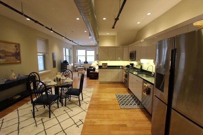 709 Penn Ave, Unit 3