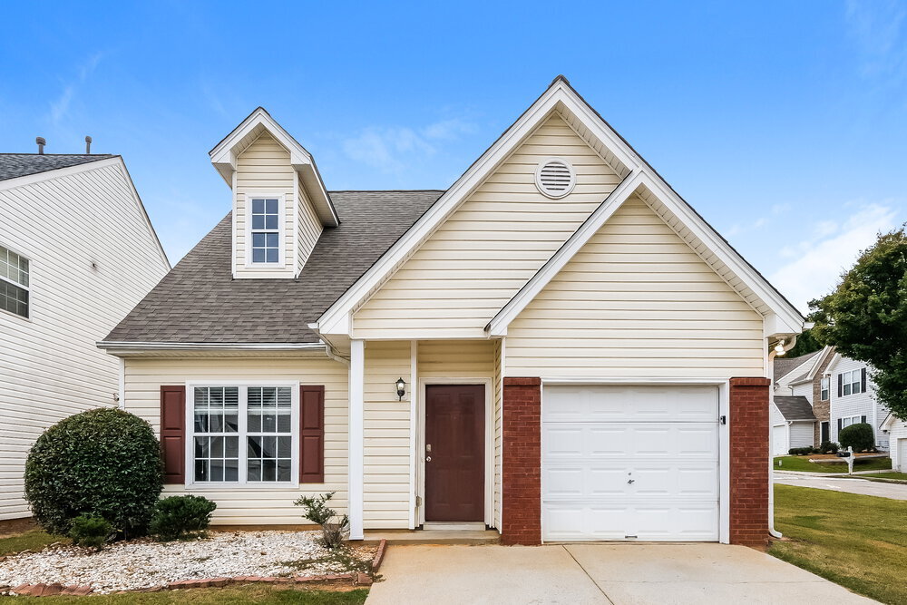 336 Springhaven Rd in Lawrenceville, GA - Building Photo