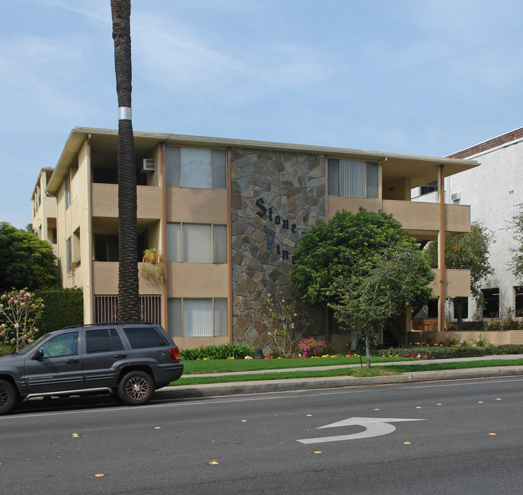 Stone Pine Apartments in Pasadena, CA - Building Photo