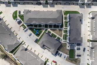 Enclave at Mason Creek in Katy, TX - Foto de edificio - Building Photo