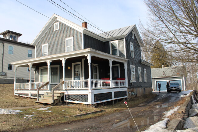 3208 East Ave, Unit 3208#2 in Central Square, NY - Building Photo - Building Photo