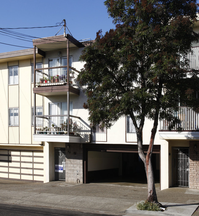 44 1st Ave in Daly City, CA - Foto de edificio - Building Photo