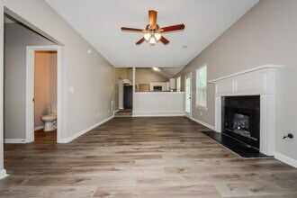 2375 Marsh Rabbit Ln in Decatur, GA - Building Photo - Building Photo