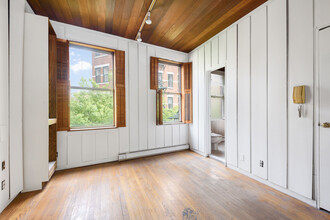 96 Bank Street in New York, NY - Building Photo - Interior Photo