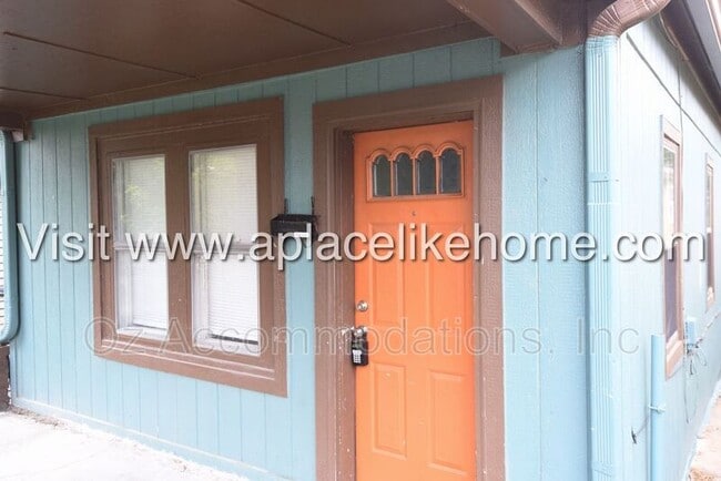 745 Pacific Ave in Kansas City, KS - Building Photo - Building Photo