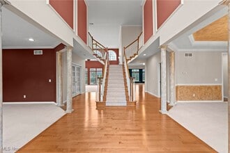 7441 Scioto Ct in Solon, OH - Building Photo - Building Photo