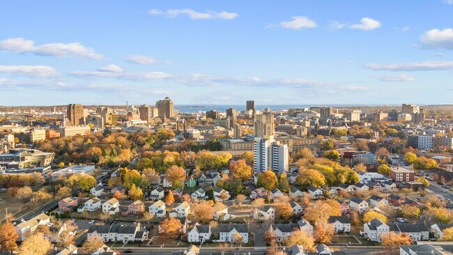 50 Admiral St-Unit -2nd floor in New Haven, CT - Building Photo - Building Photo