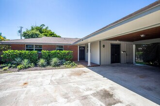 187 Auburn Dr in Lake Worth Beach, FL - Building Photo - Building Photo