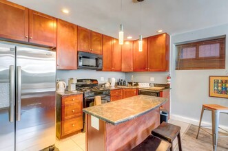 4631 S Langley Ave, Unit Garden in Chicago, IL - Building Photo - Building Photo