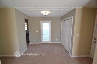 4726 Eastwycke Pl Dr in Charlotte, NC - Foto de edificio - Building Photo