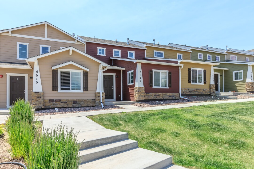 Lion Village Student Housing in Colorado Springs, CO - Foto de edificio