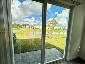 551 Rivergrass St in Port St. Lucie, FL - Building Photo - Building Photo