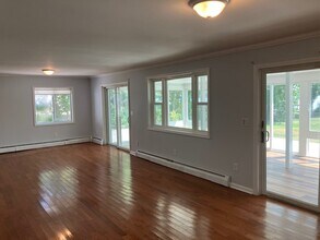 2202 River Rd in Niagara Falls, NY - Building Photo - Building Photo