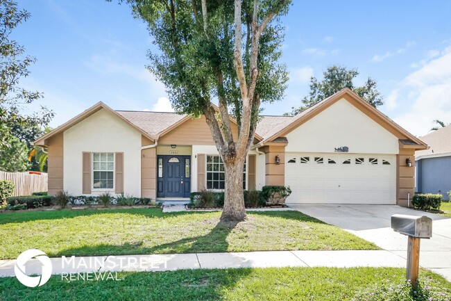 property at 2421 Cedarcrest Pl
