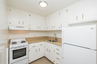 429 Bellevue in Oakland, CA - Foto de edificio - Building Photo