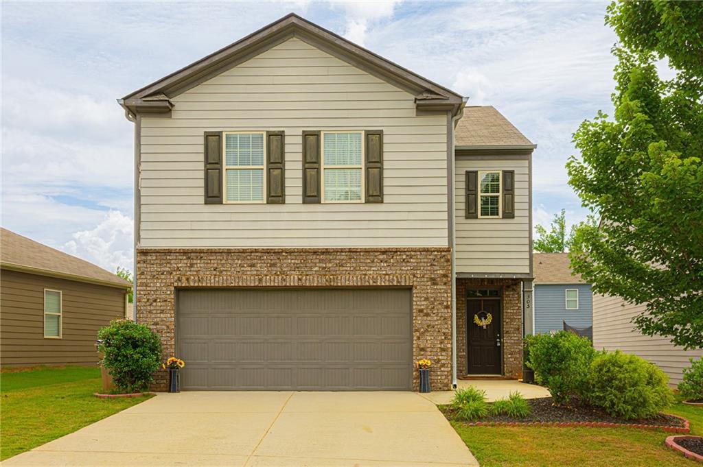 305 Thimbleberry Dr in Dawsonville, GA - Building Photo