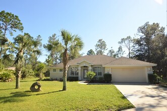 13 Sleigh Bell Pl in Palm Coast, FL - Building Photo - Building Photo