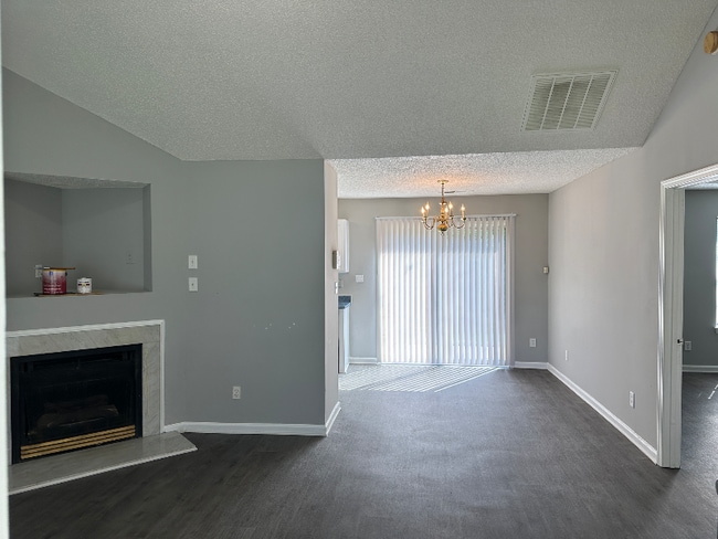 7239 Kavan Hunter Dr in Charlotte, NC - Foto de edificio - Building Photo